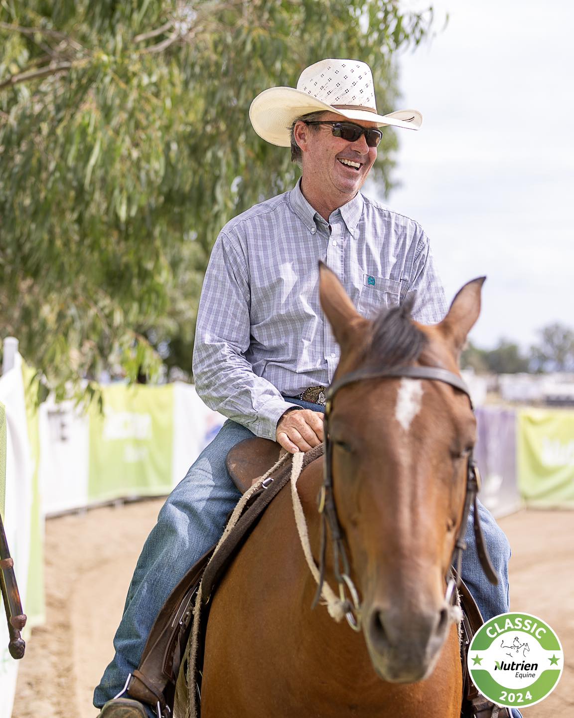 Lachie Maxwell was all smiles yesterday whilst Judging our Round 1 of the Dalgety Stallion shootout.